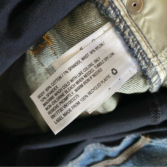 Crossover Panel Midi Shorts - Picture 10 of 10